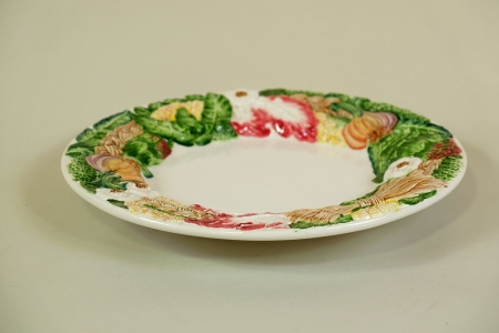 Royale soepterrine, prachtige serie, met verschillende groenten erop. - Afbeelding 5